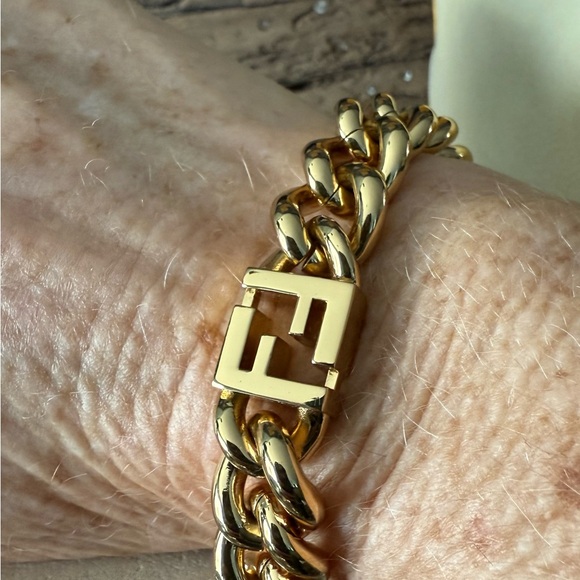 Fendi FF Chain Bracelet - New in Box - Picture 4 of 7